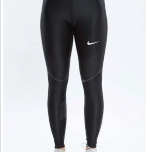 Women’s Nike Power Speed Tight